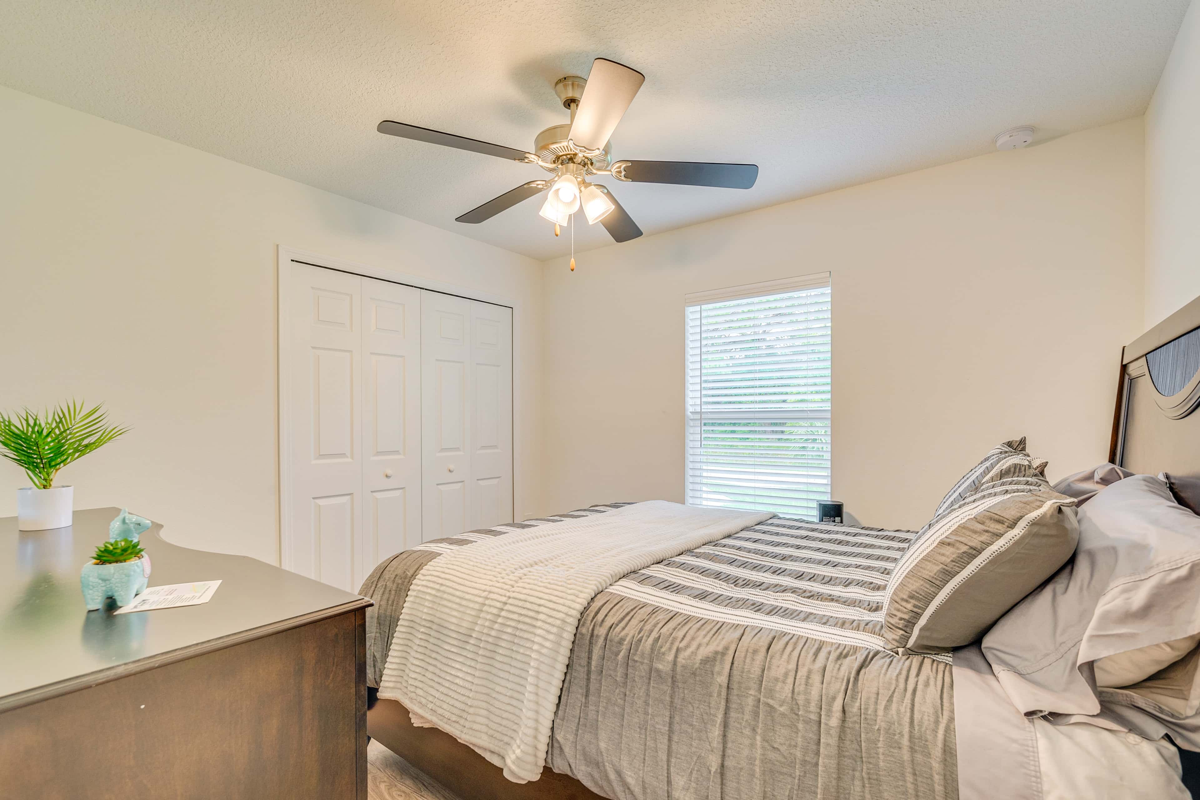 Near State Parks! Crystal River Home w/ Hot Tub