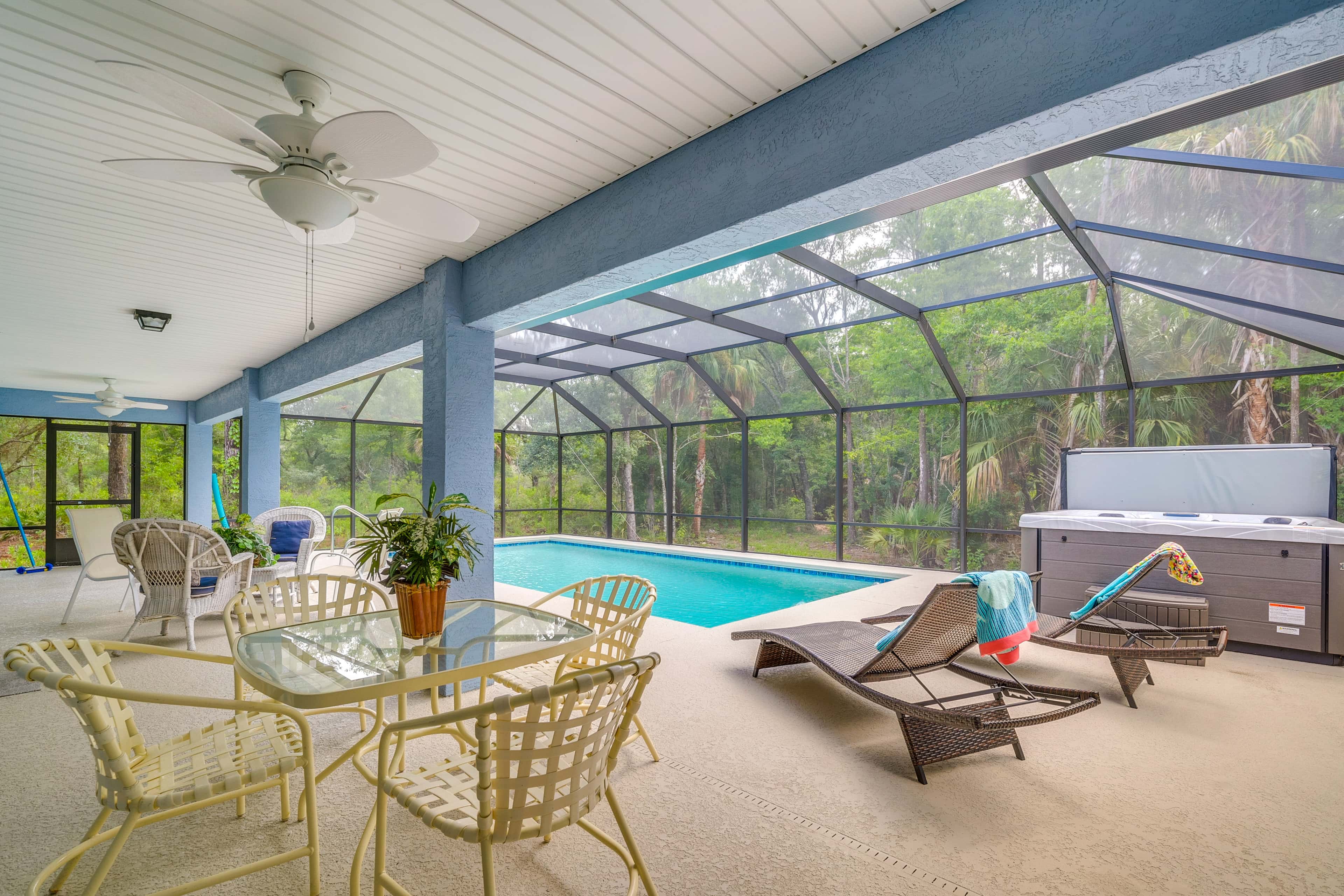 Near State Parks! Crystal River Home w/ Hot Tub