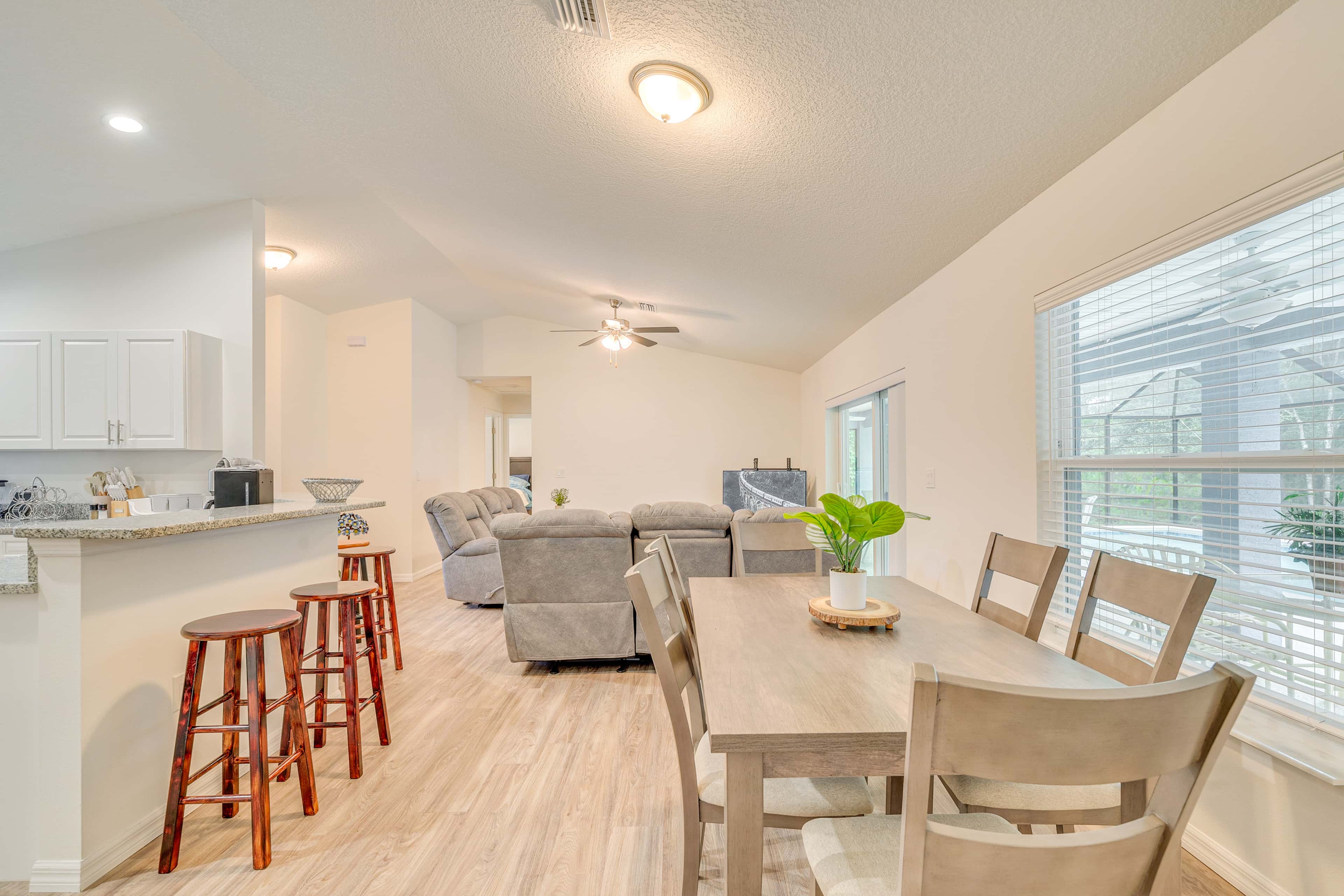 Near State Parks! Crystal River Home w/ Hot Tub