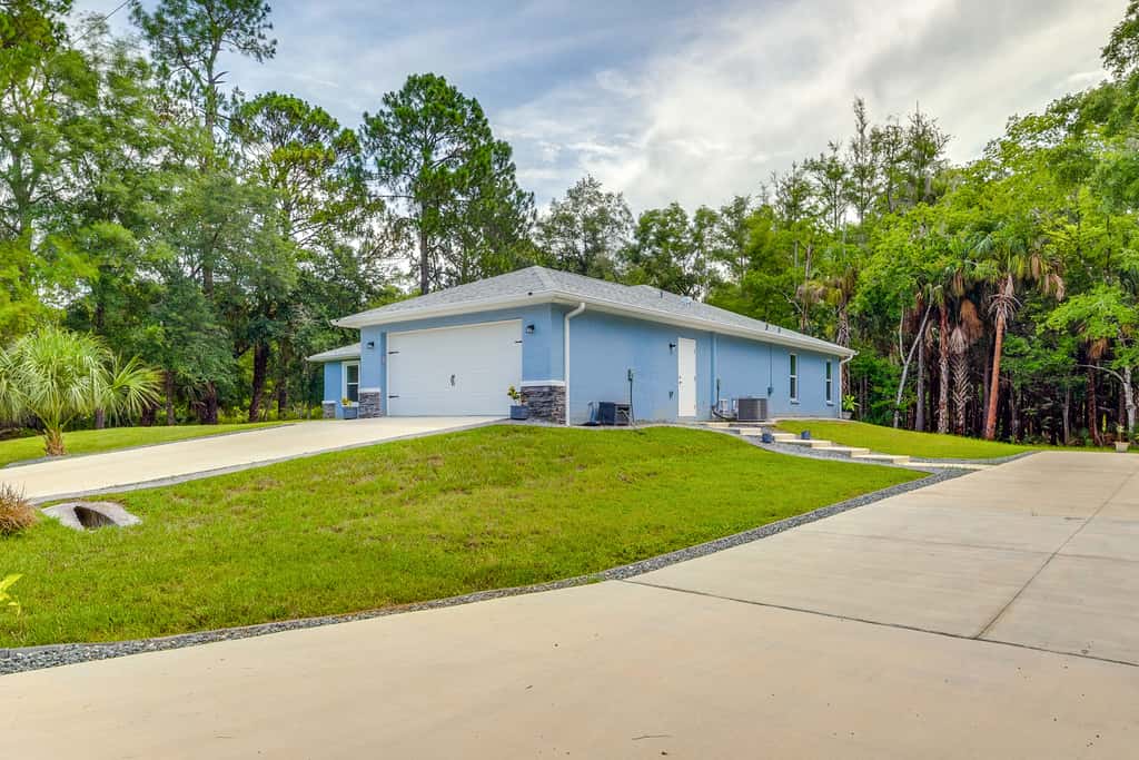 Near State Parks! Crystal River Home w/ Hot Tub