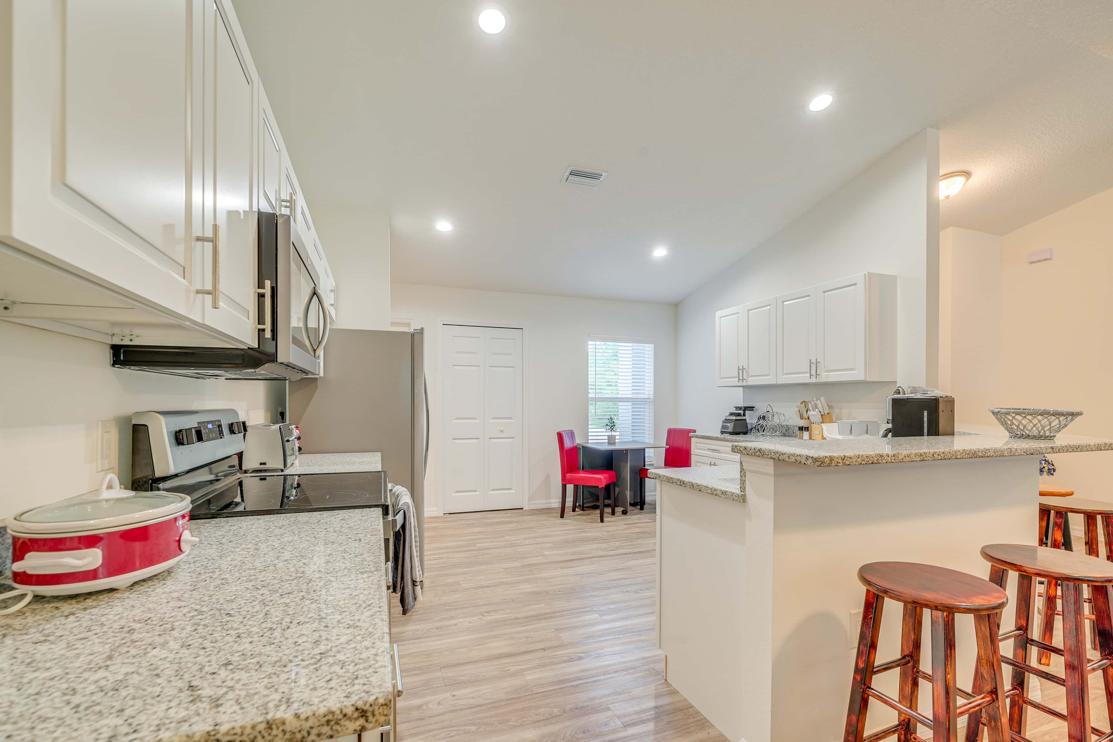 Near State Parks! Crystal River Home w/ Hot Tub