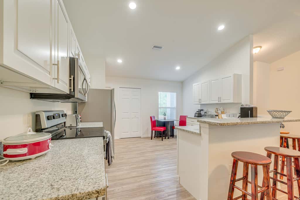 Near State Parks! Crystal River Home w/ Hot Tub