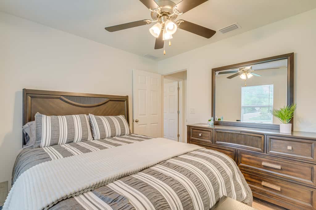 Near State Parks! Crystal River Home w/ Hot Tub