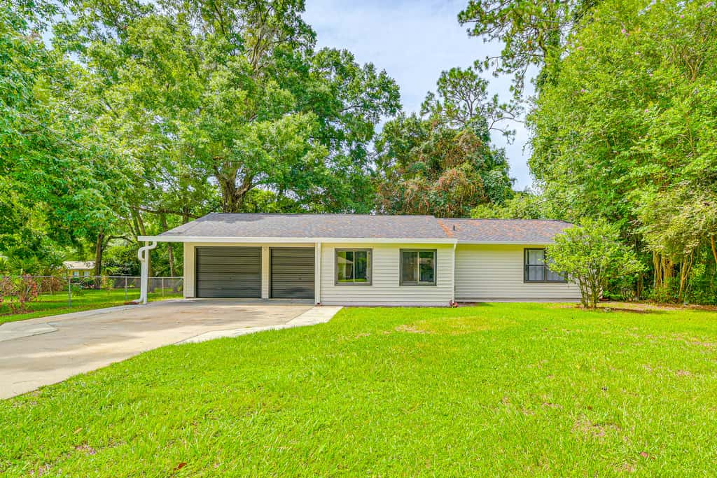 Ocala Home w/ Fenced Yard Near WEC: Dogs Welcome!