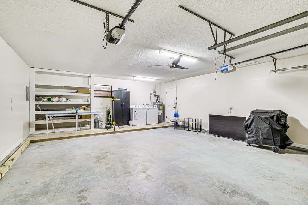 Ocala Home w/ Fenced Yard Near WEC: Dogs Welcome!