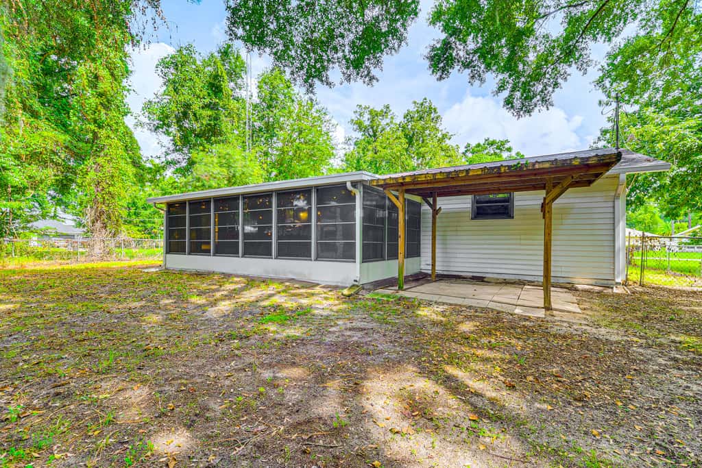 Ocala Home w/ Fenced Yard Near WEC: Dogs Welcome!
