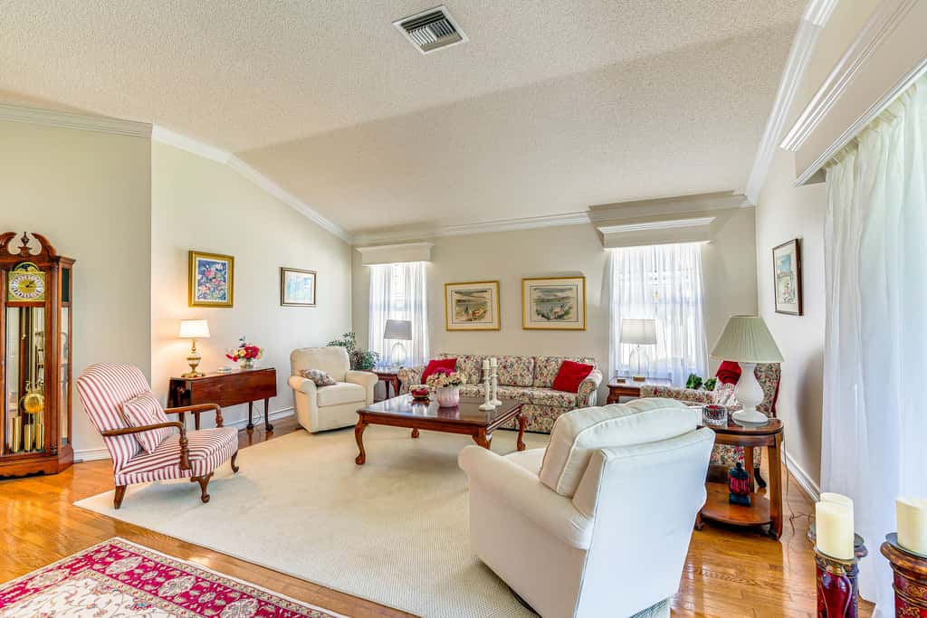 Walk to Golf & Pool: Pet-Friendly Villages Home