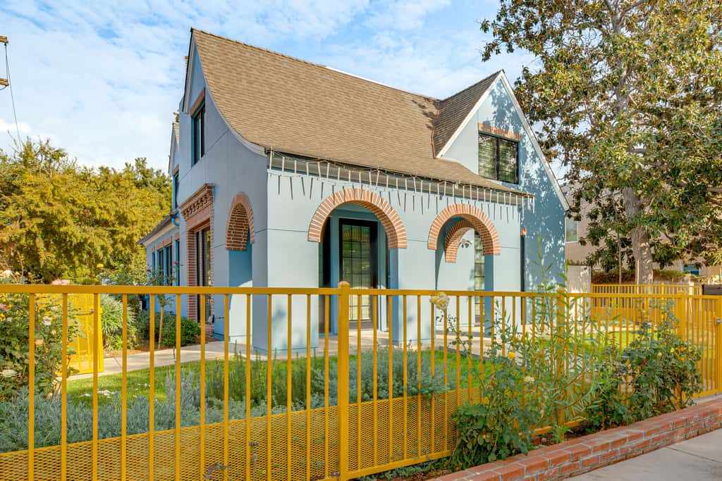 Rose Bowl, New Pasadena Home Steps to Old Town