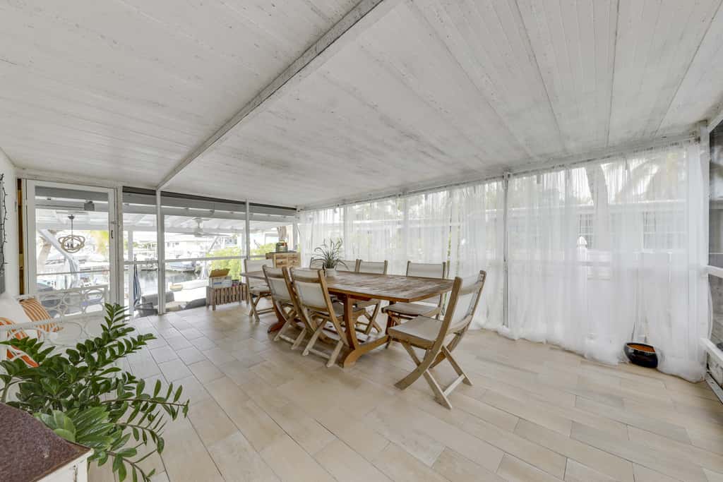 Lanai, Pool & Patios: Waterfront Home in Tavernier