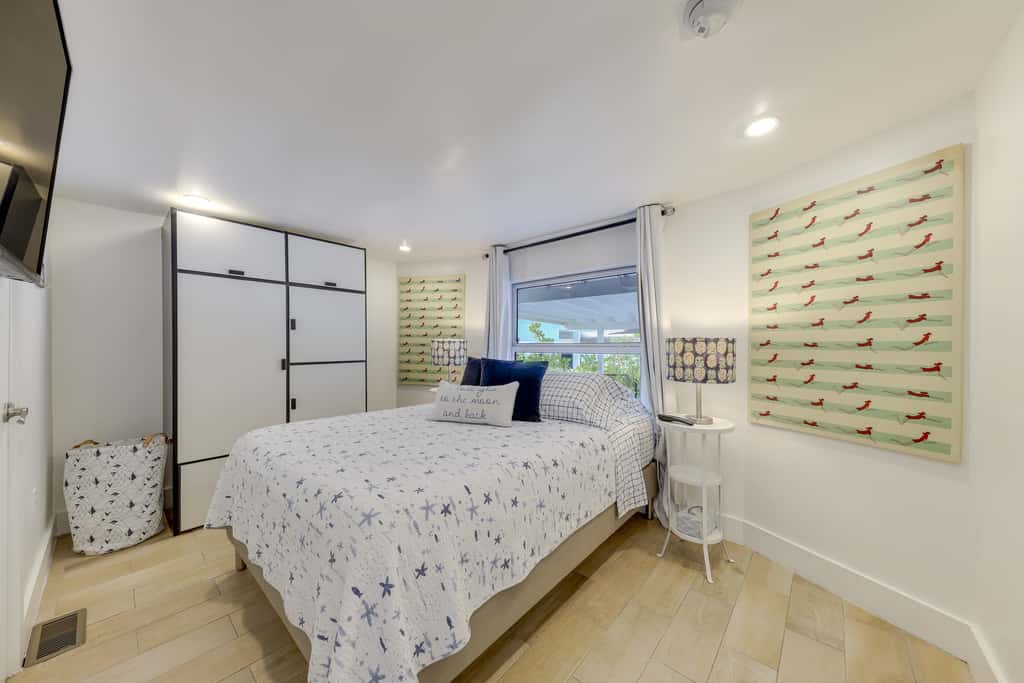 Lanai, Pool & Patios: Waterfront Home in Tavernier