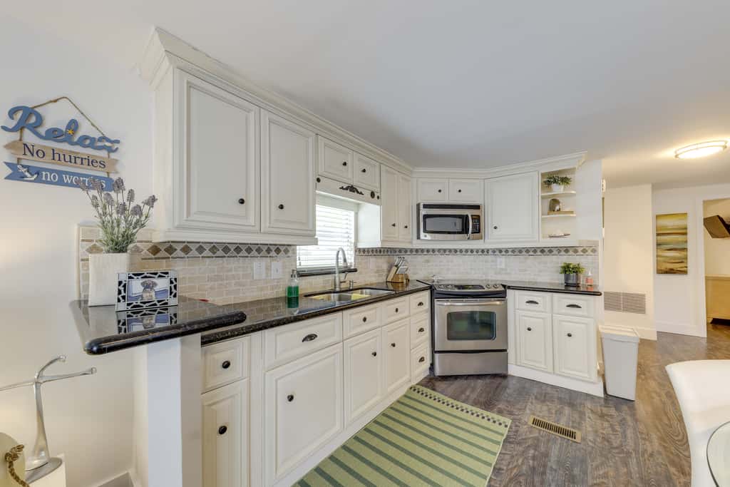 Waterfront Home w/ Private Hot Tub in Tavernier!