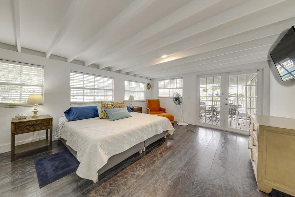 Waterfront Home w/ Private Hot Tub in Tavernier!