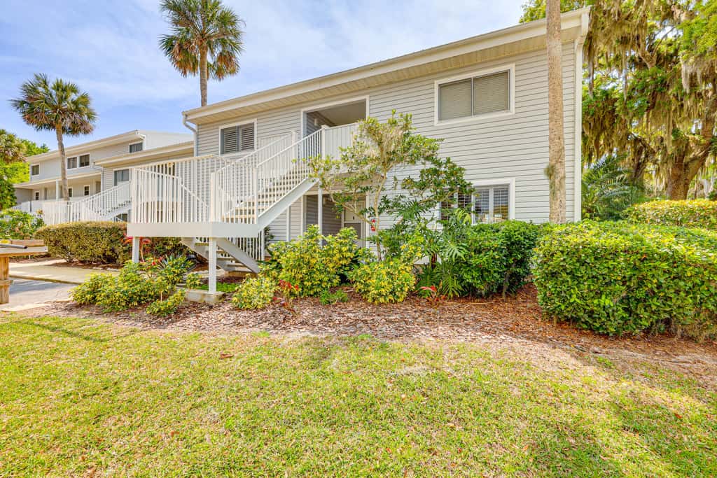 St Johns River Retreat in Welaka w/ Dock Access