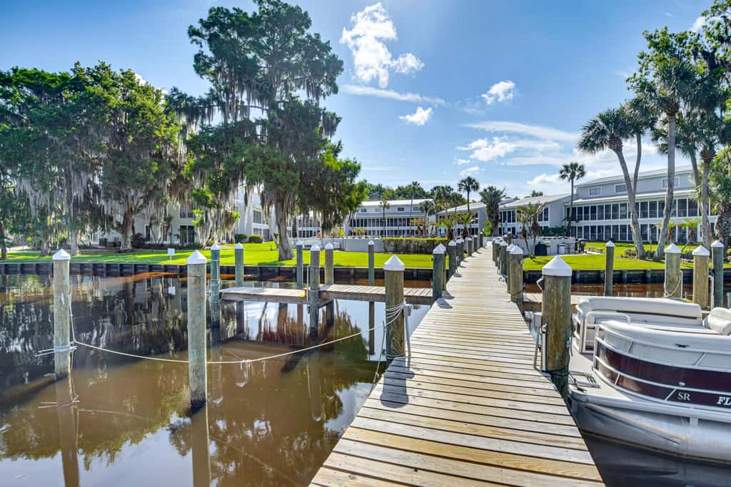 St Johns River Retreat in Welaka w/ Dock Access