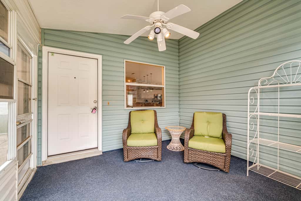 2BR Pet-Friendly Vacation Rental The Villages!