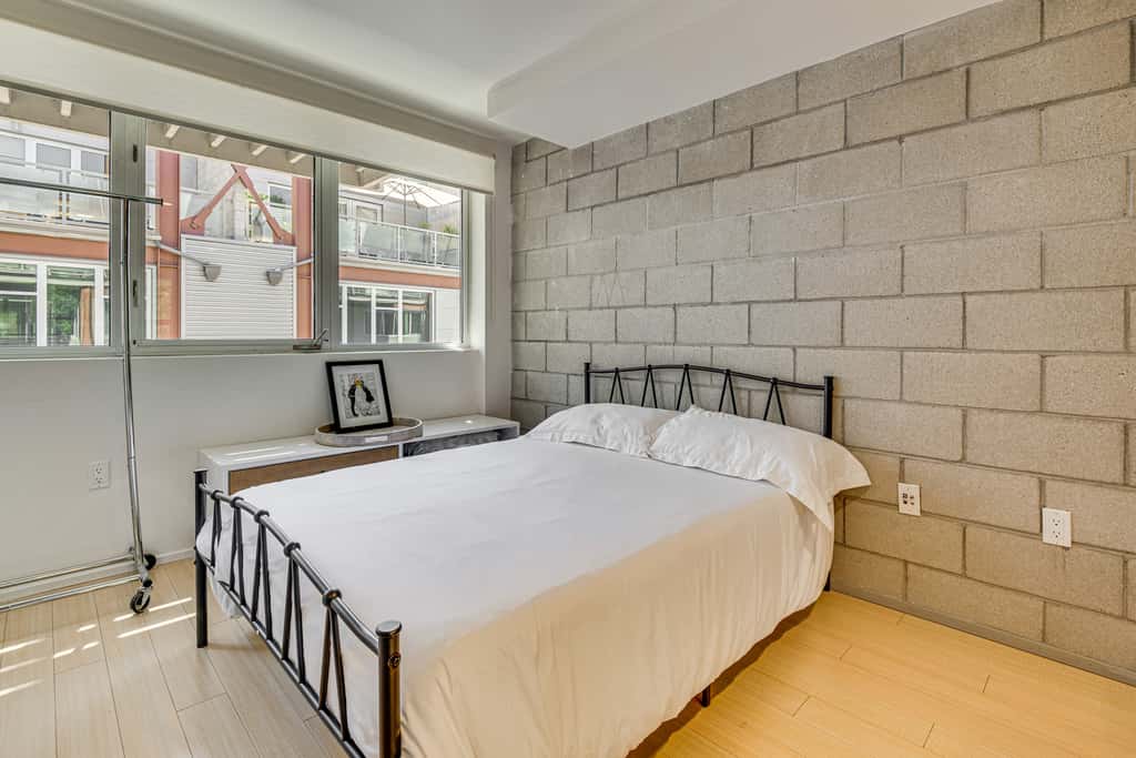 Walk to Universal Studios: Loft-Style LA Home
