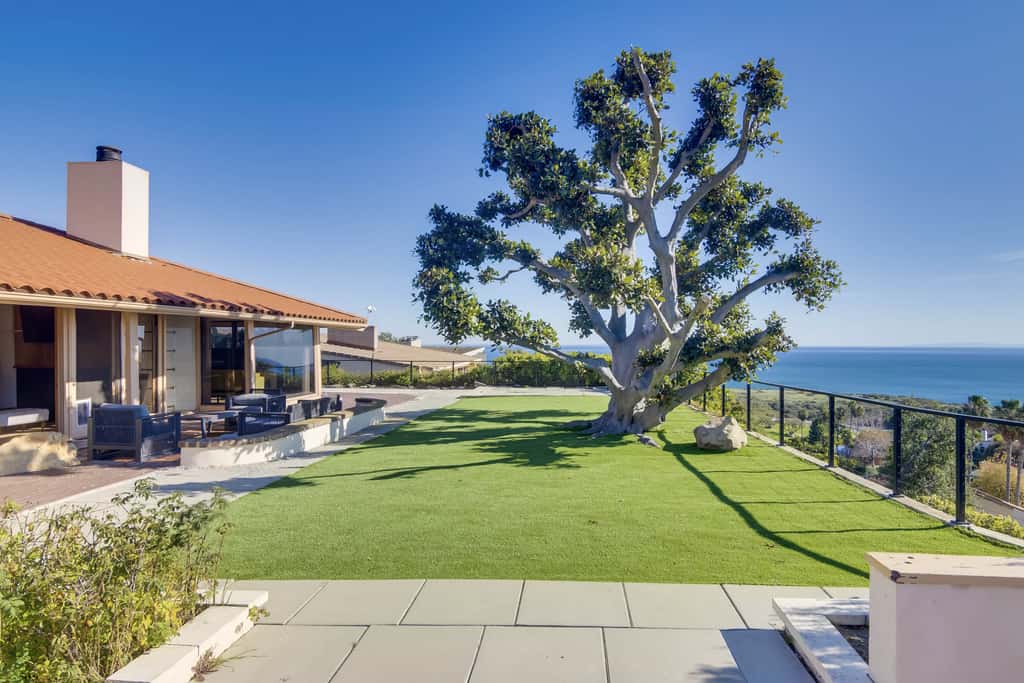 Unobstructed View! Home on Malibu Hilltop w/ Sauna