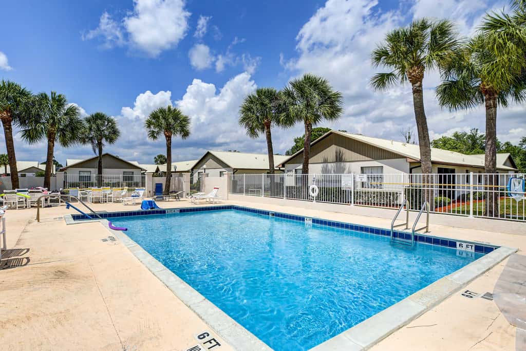 Sebring Fairway Villa | Golf, Lake, Track, & Pools