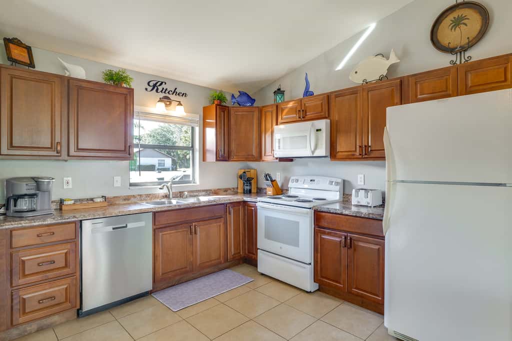 Sebring Fairway Villa | Golf, Lake, Track, & Pools