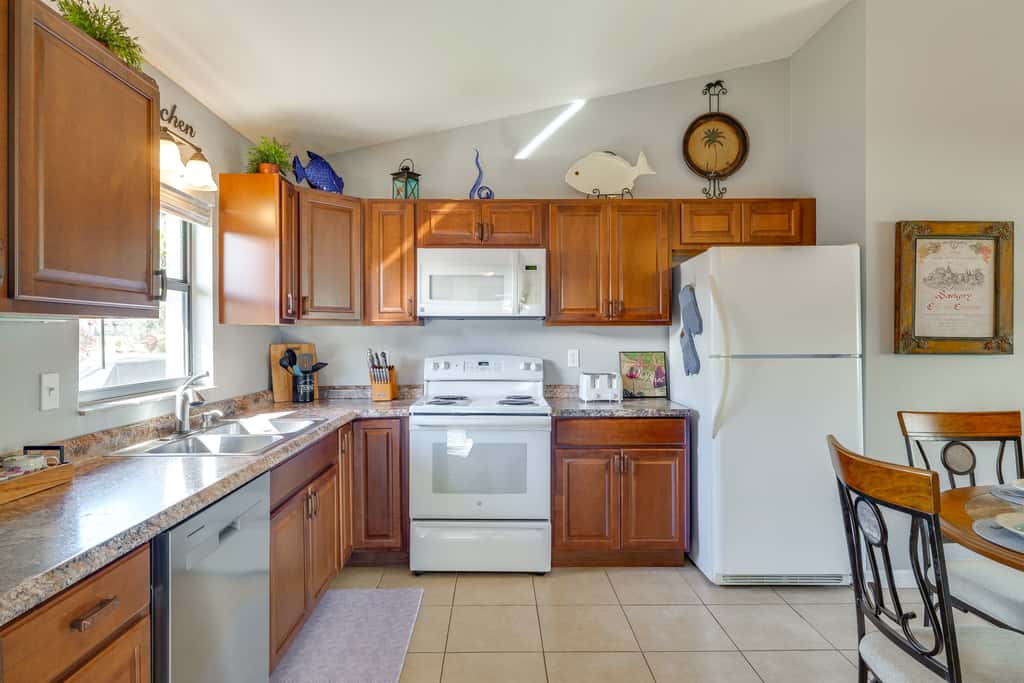 Sebring Fairway Villa | Golf, Lake, Track, & Pools