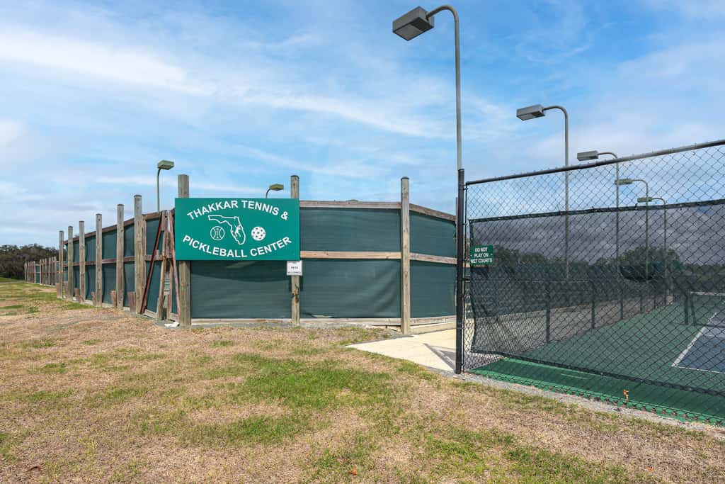 Pool Access + Course View: Golf Getaway in Sebring