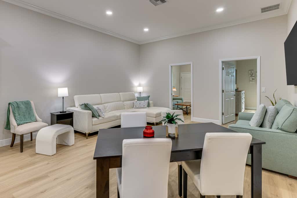 Pool Access + Course View: Golf Getaway in Sebring