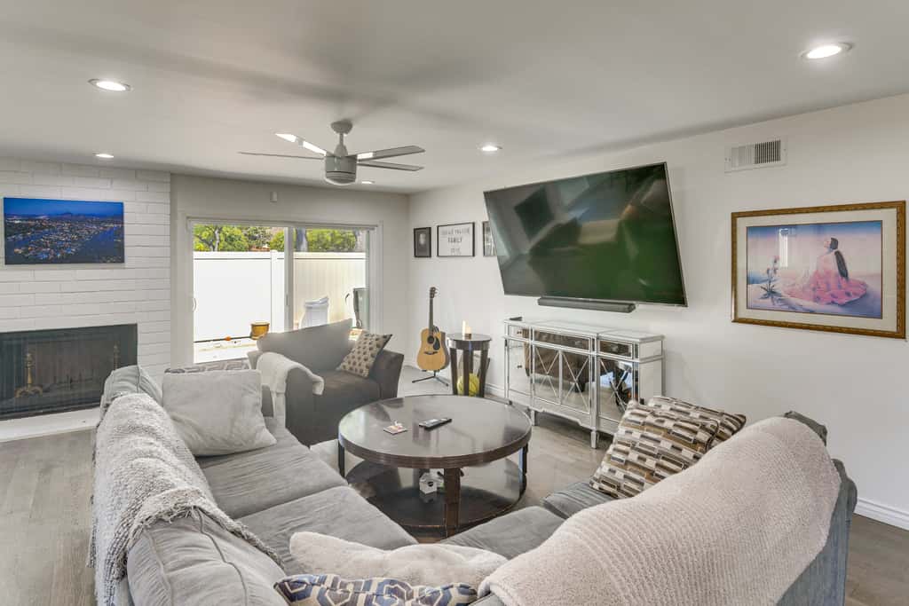 Remodeled Lakehouse  | 30 Days Min | Pets Welcome