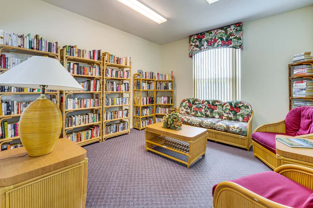 Sunny Cozy Mirage | Heated Pool | AC | Game Room