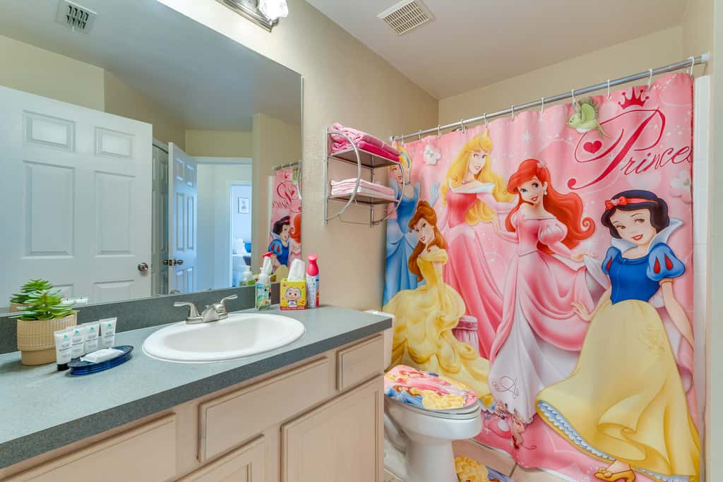 Sunny Cozy Mirage | Heated Pool | AC | Game Room