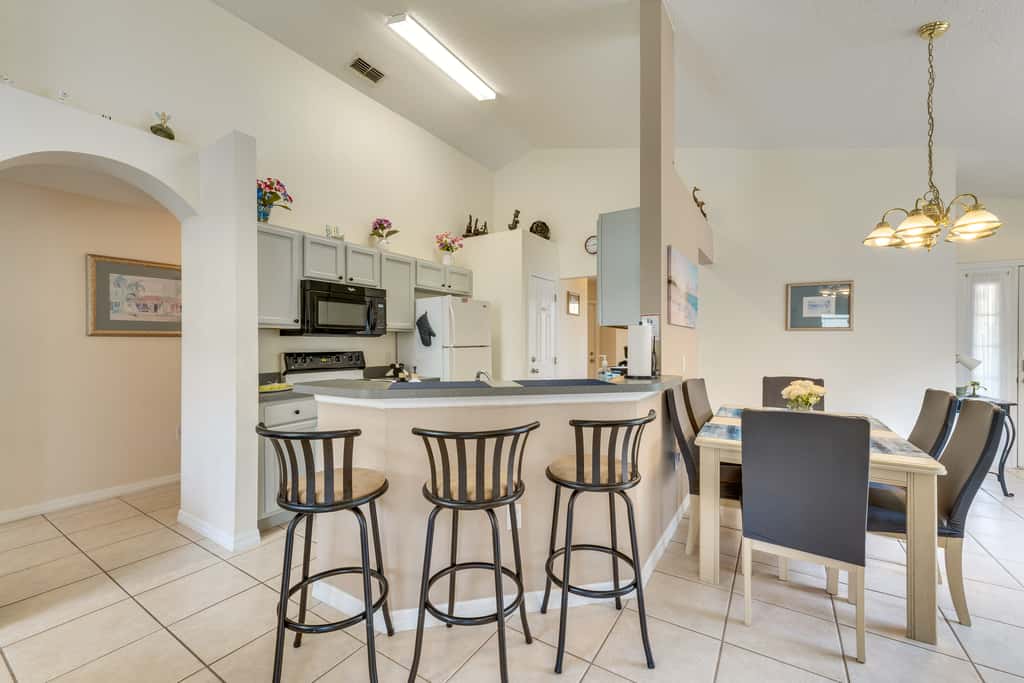 Sunny Cozy Mirage | Heated Pool | AC | Game Room