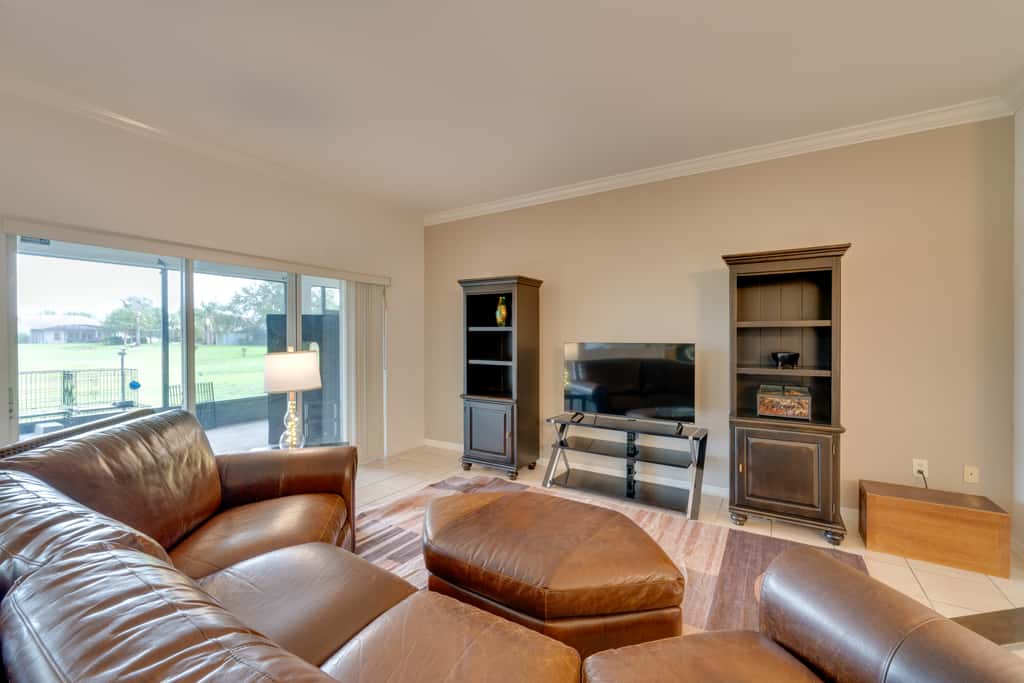 Pond Access & Grill! Group Escape, 19 Mi to WDW