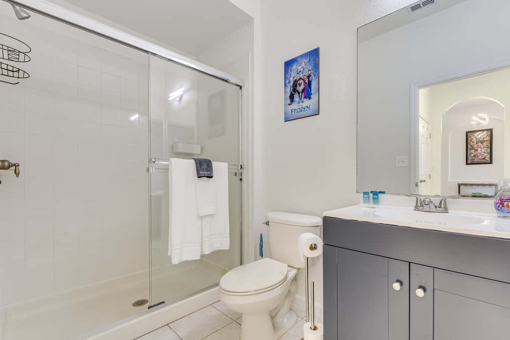 Pool, Hot Tub & Theatre Access: Kissimmee Gem