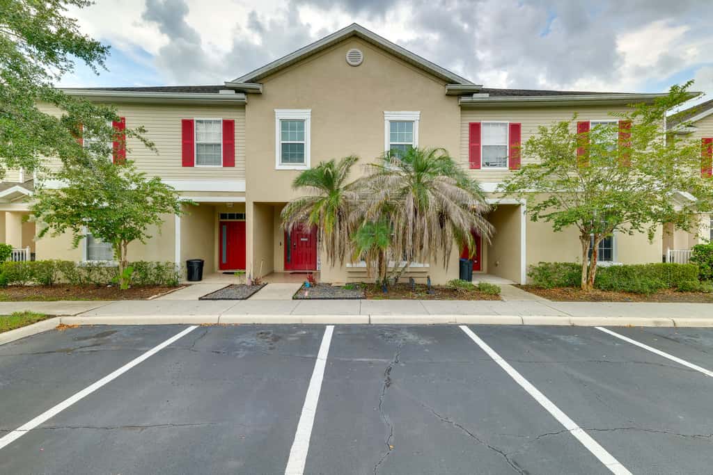 Pool, Hot Tub & Theatre Access: Kissimmee Gem