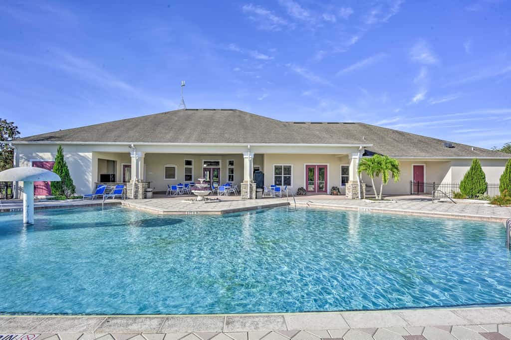 Pool, Hot Tub & Theatre Access: Kissimmee Gem