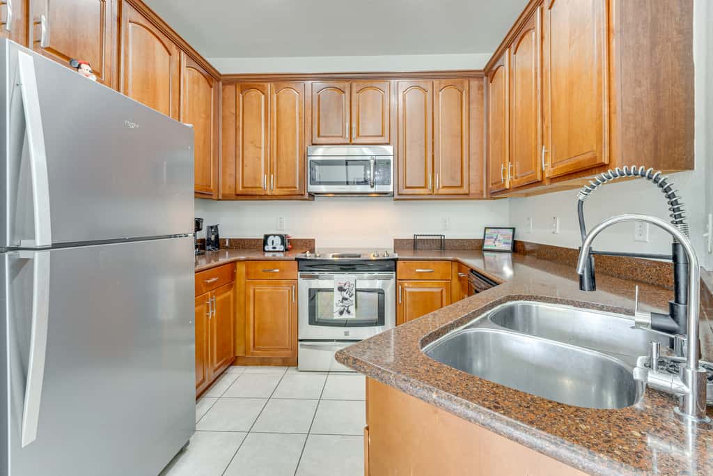 Pool, Hot Tub & Theatre Access: Kissimmee Gem