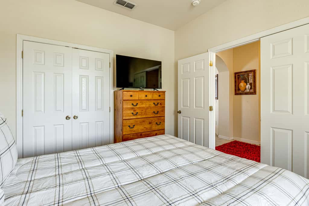Resort Retreat w/ Outdoor Oasis: 13 Mi to Disney!
