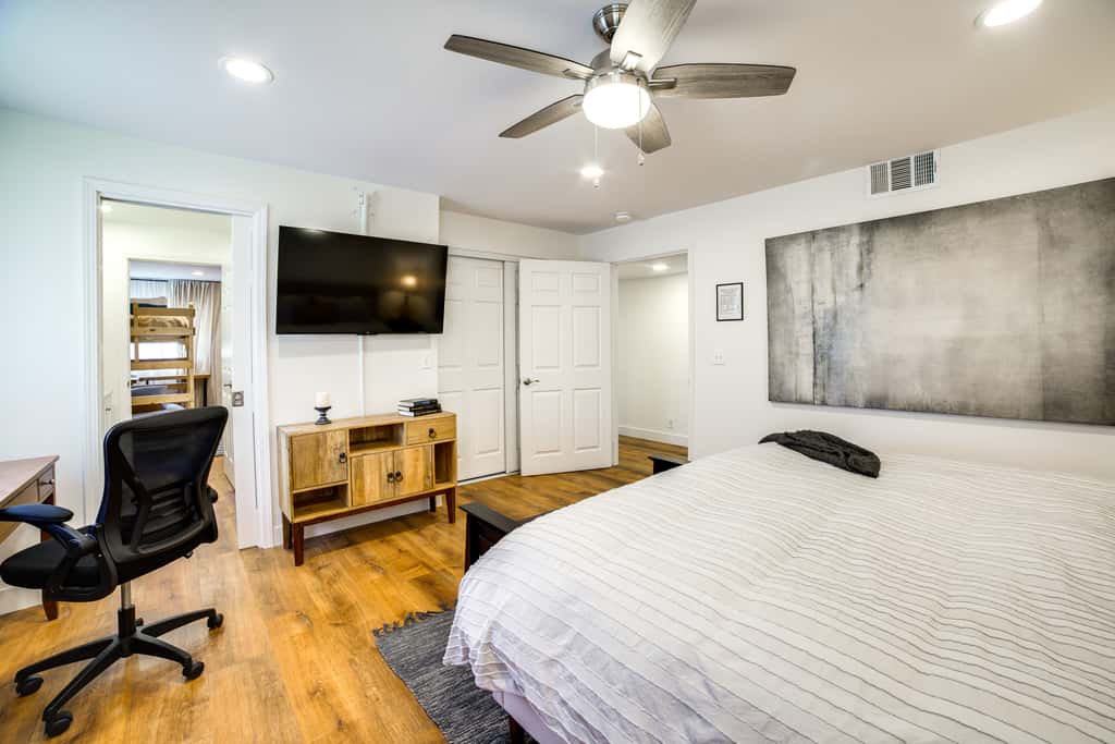Spacious Riverside Farmhouse, Perfectly Located