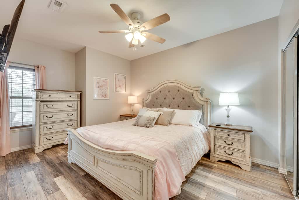 Relax Poolside! Golfer’s Oasis in Branson West