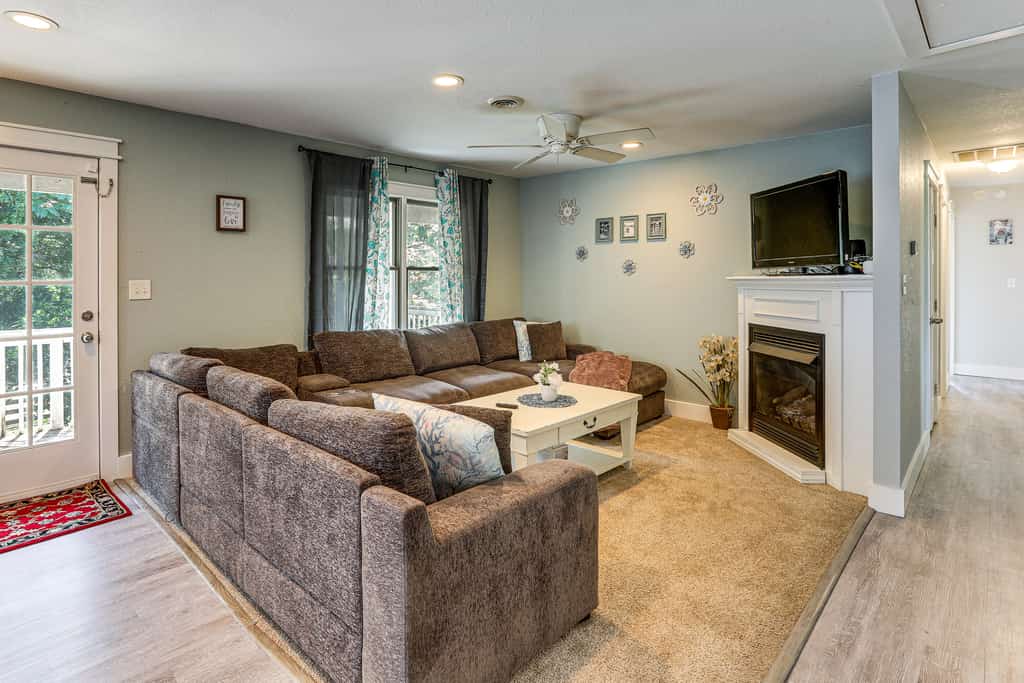 New Listing! Beautiful 4BR Dog-Friendly OBX Home