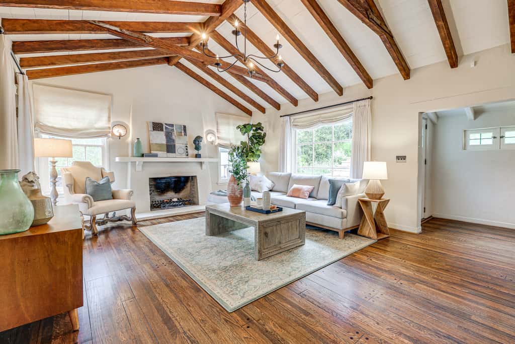 Pool & Speakeasy: Hollywood Hills Hideaway