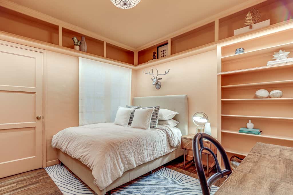 Pool & Speakeasy: Hollywood Hills Hideaway
