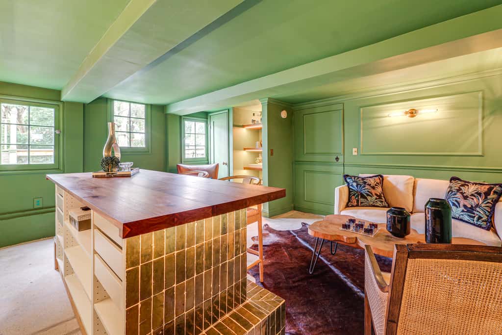 Pool & Speakeasy: Hollywood Hills Hideaway