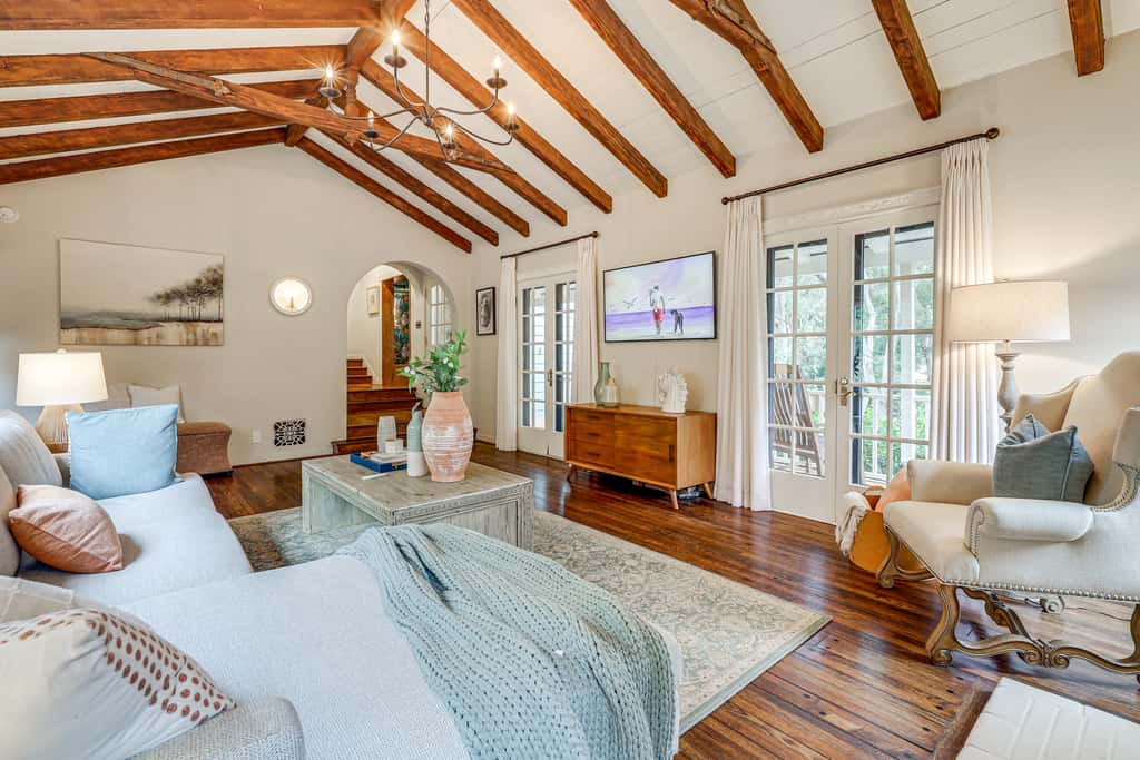 Pool & Speakeasy: Hollywood Hills Hideaway