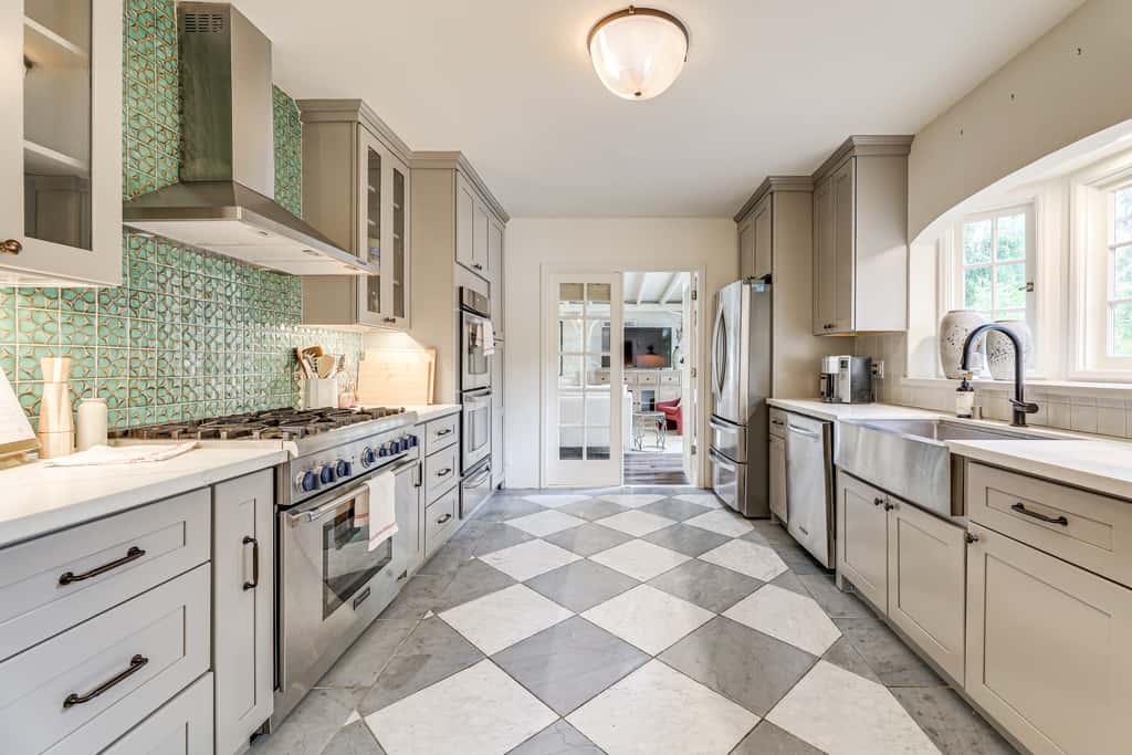 Pool & Speakeasy: Hollywood Hills Hideaway
