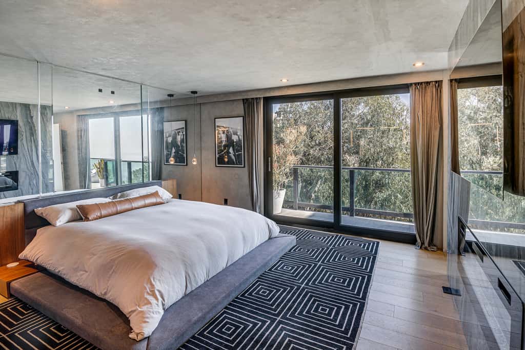Luxe Hollywood Hills A-Frame: Iconic Former Venue!