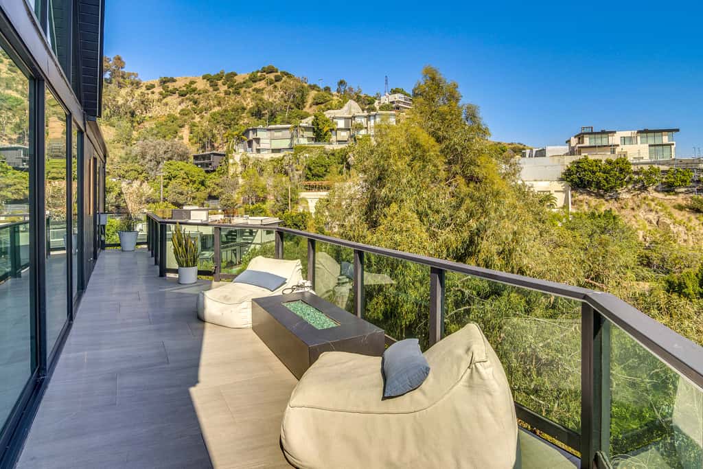 Luxe Hollywood Hills A-Frame: Iconic Former Venue!