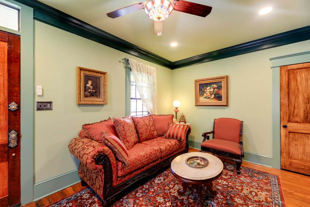 Twin Victorian Apts in Downtown New Bern