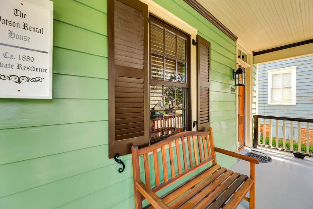 Twin Victorian Apts in Downtown New Bern