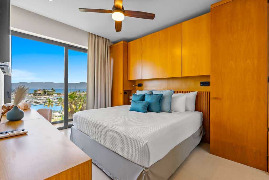 2BR condo near the ocean with pool, gym, WiFi, balcony