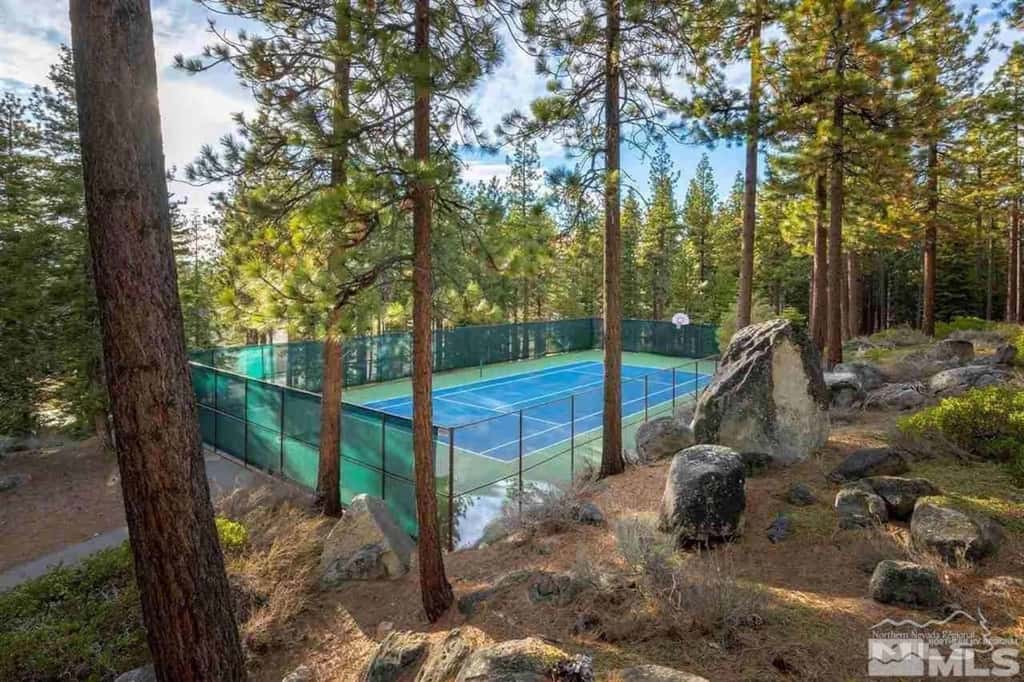 Tahoe Pines Retreat